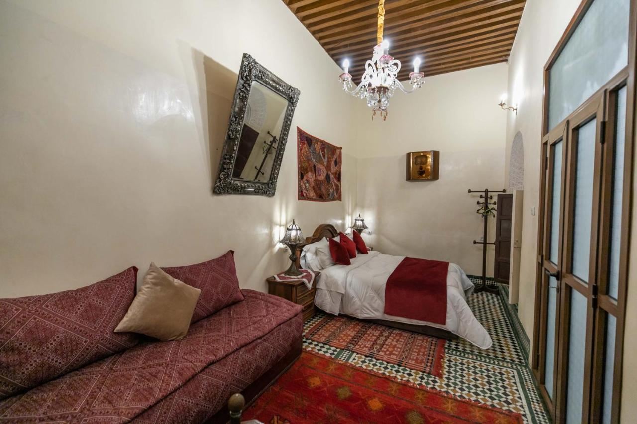 Riad Avec Terrasse Privee Et Piscine Partagee A 300M Fez Exterior foto