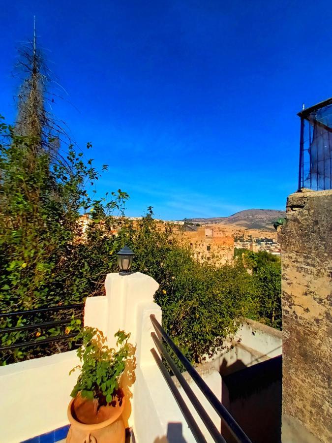 Riad Avec Terrasse Privee Et Piscine Partagee A 300M Fez Exterior foto