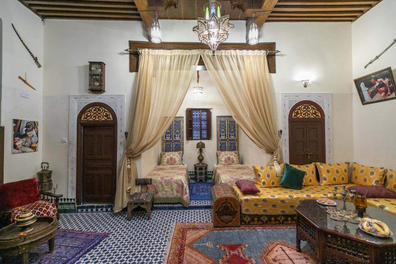 Riad Avec Terrasse Privee Et Piscine Partagee A 300M Fez Exterior foto