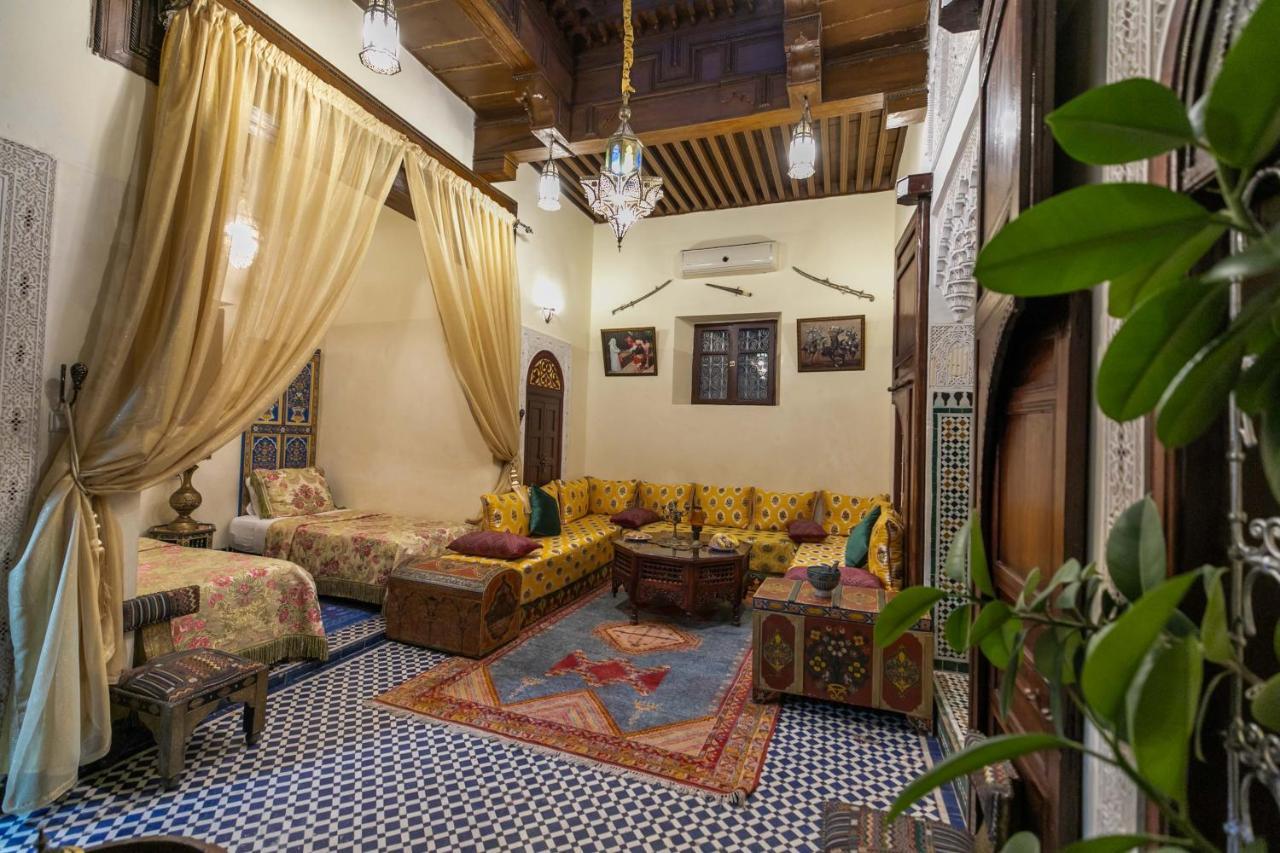 Riad Avec Terrasse Privee Et Piscine Partagee A 300M Fez Exterior foto