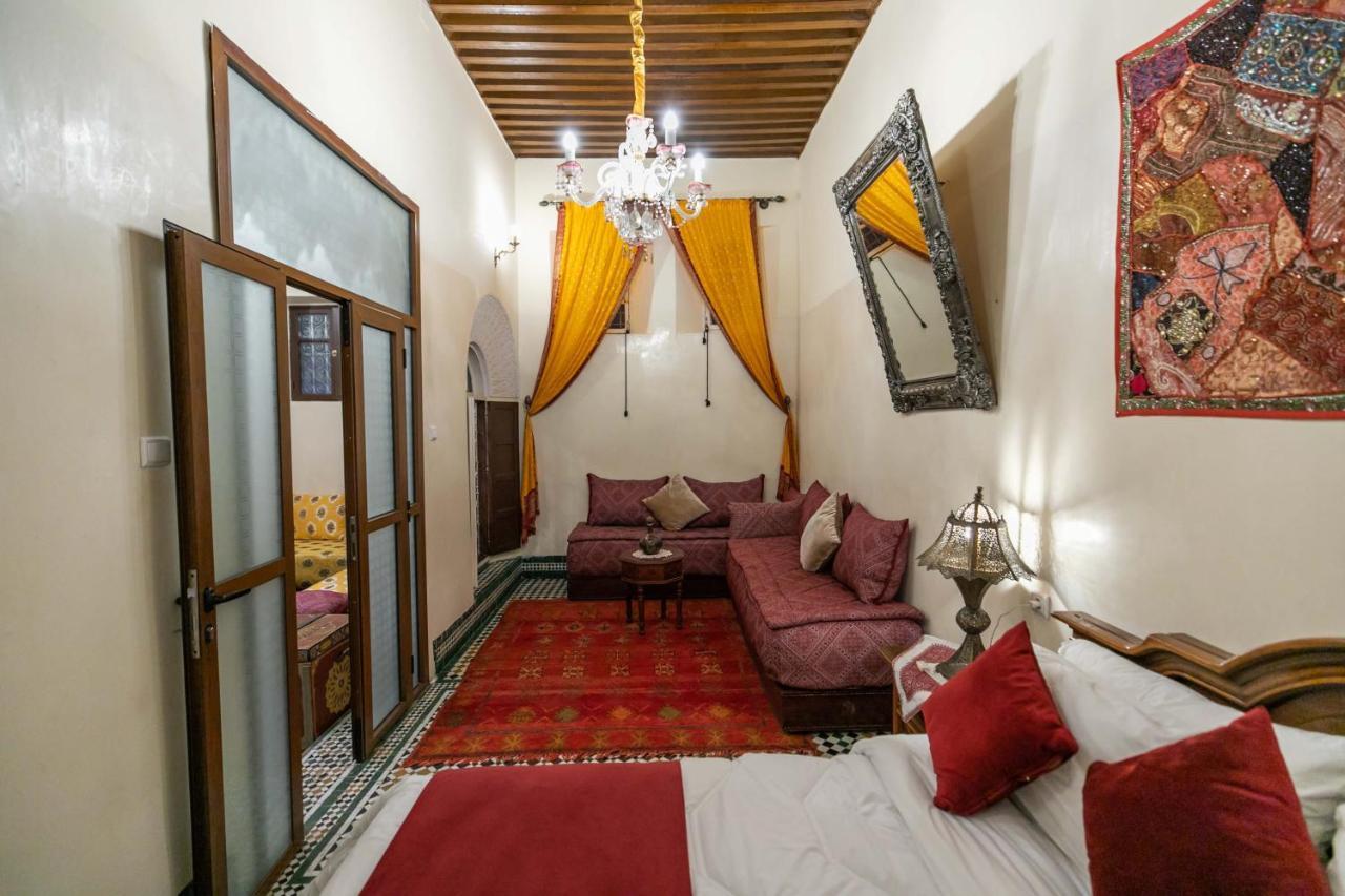 Riad Avec Terrasse Privee Et Piscine Partagee A 300M Fez Exterior foto