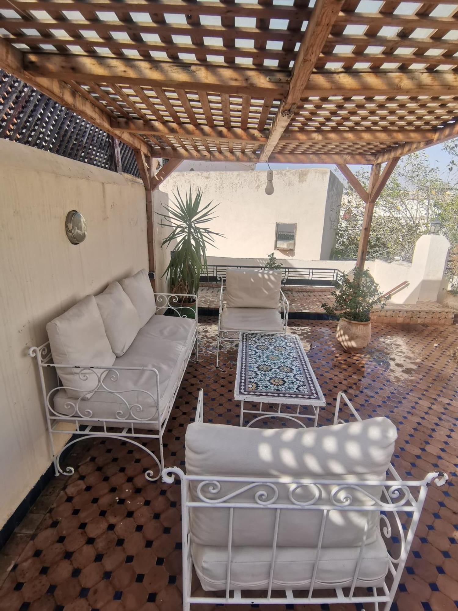 Riad Avec Terrasse Privee Et Piscine Partagee A 300M Fez Exterior foto